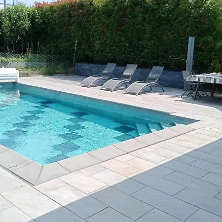 Сasa de vacaciones Avec Piscine, Calme Et Confort à L'entrée De Strasbourg Niederhausbergen